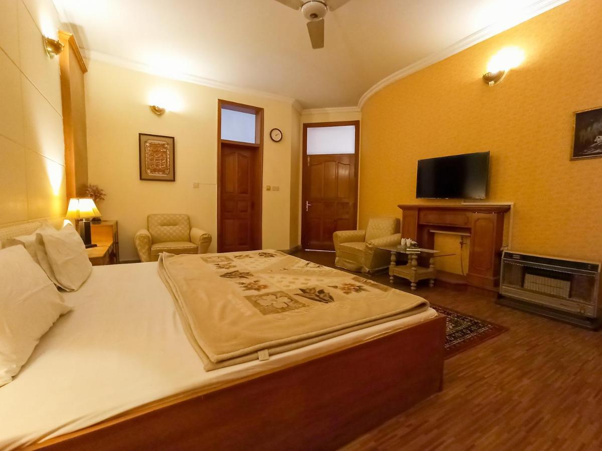 Delano Guest House Islamabad Exterior photo