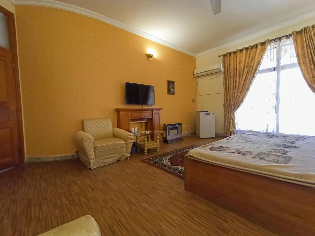 Delano Guest House Islamabad Exterior photo